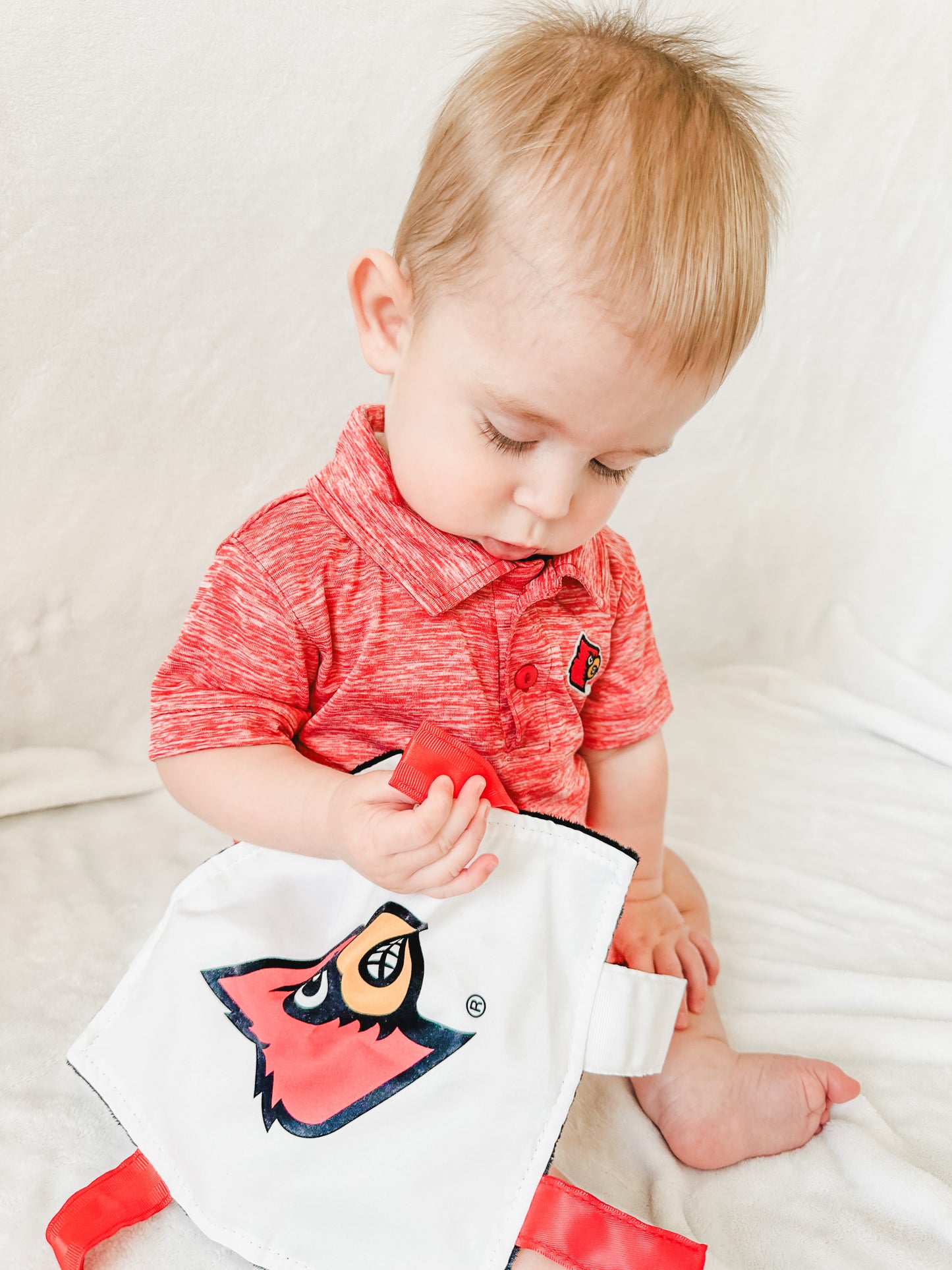 Louisville Cardinals Crinkle Square